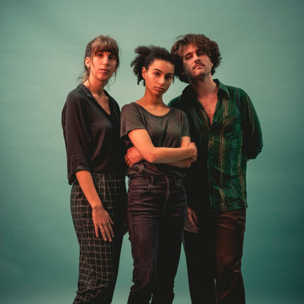 https://culture.ixelles.be/wp-content/uploads/2025/05/1736311428307-marnitheater-f3cb5b8846318c7d436498214fd61840322742e1-1024x1024.jpg